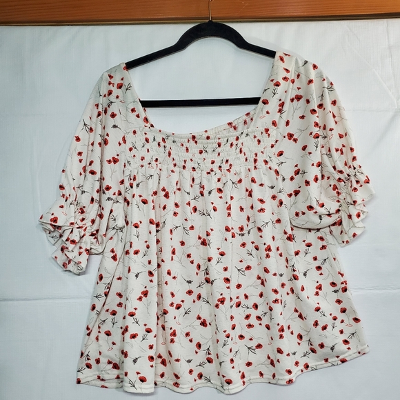 Mellody Smocked Top medium - Picture 4 of 8